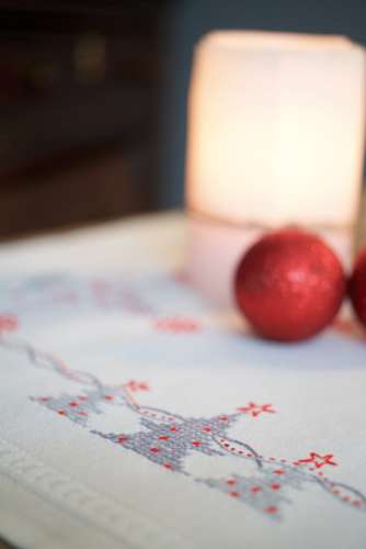 Vervaco-Kreuzstich-Tischdecke-Weihnachten-PN-0167023