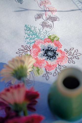 Vervaco-Kreuzstich-Stickdecke-Pastellblumen-PN-0168658