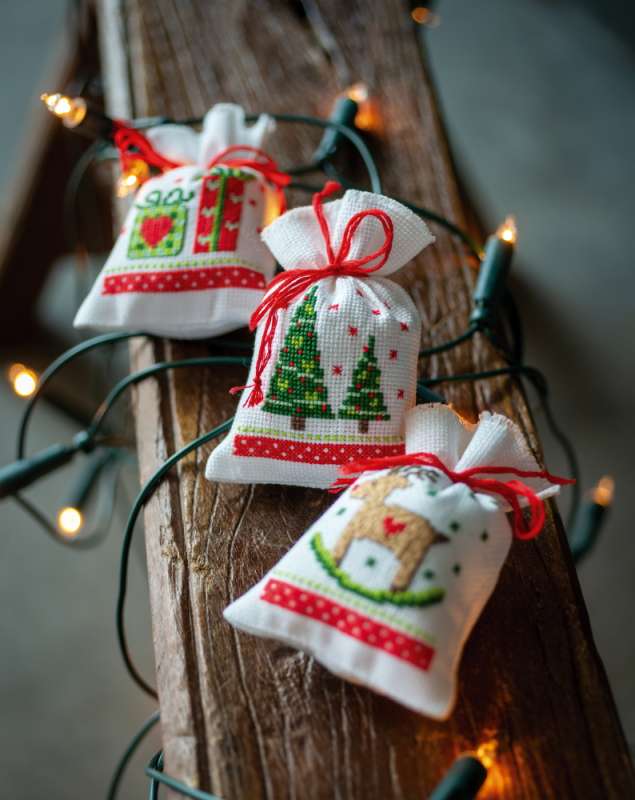 Vervaco-Kreuzstich-Kraeutersaeckchen-Weihnachten-PN-0188100