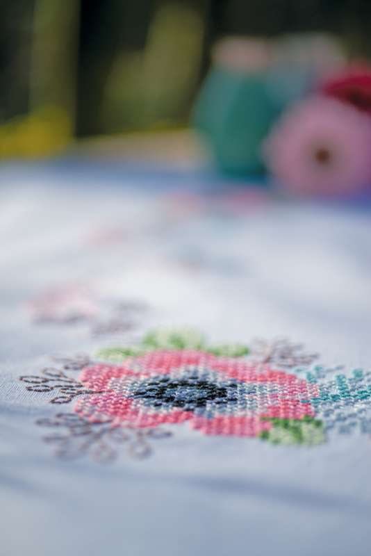 Vervaco-Kreuzstich-Stickdecke-Pastellblumen-PN-0168658