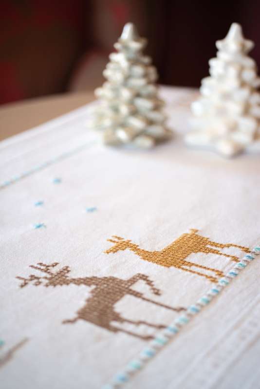 Vervaco-Kreuzstich-Tischdecke-Weihnachten-PN-0173665