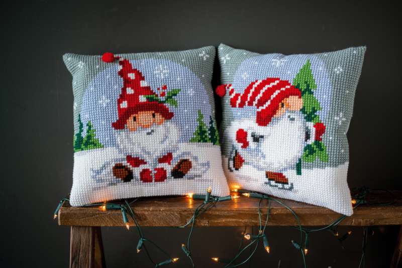 Vervaco-Kreuzstichkissen-Weihnachtsgnom-PN-0188660